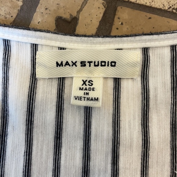 Max Studio striped blouse bell sleeve XS - Picture 8 of 11